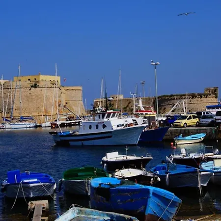 Stunning Sea View Flat For 6 Baia