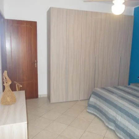 Stunning Sea View Flat For 6 Baia Appartement