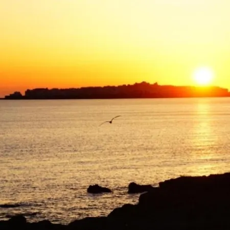 Stunning Sea View Flat For 6 Baia شقة غالّيبولي