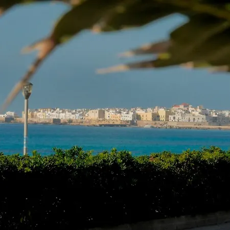Stunning Sea View Flat For 6 Baia