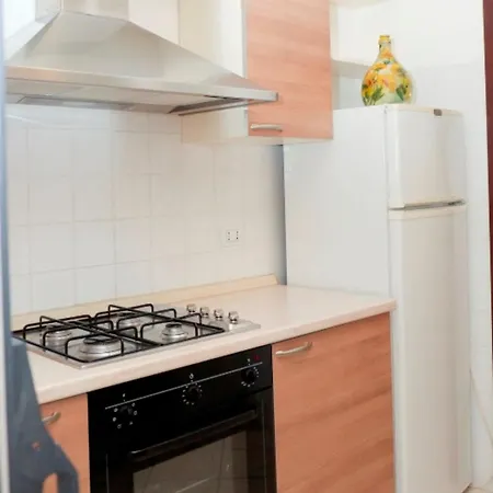 Stunning Sea View Flat For 6 Baia شقة *