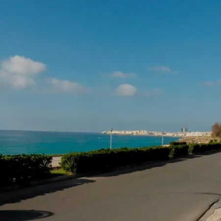 Stunning Sea View Flat For 6 Baia *