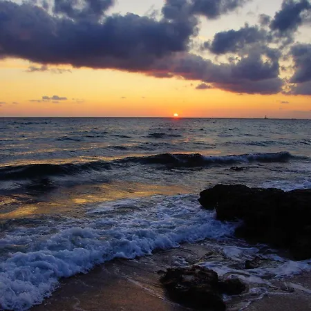 Stunning Sea View Flat For 6 Baia *