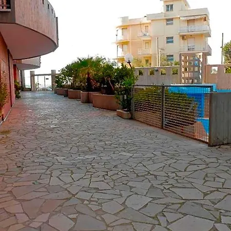 Stunning Sea View Flat For 6 Baia Апартаменты