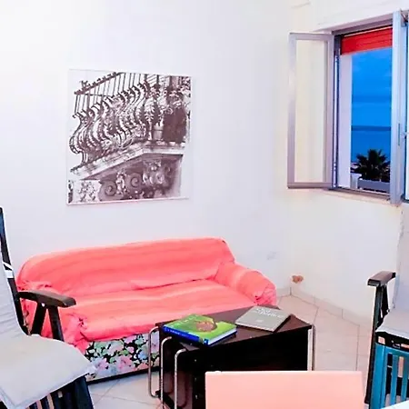 Апартаменты Stunning Sea View Flat For 6 Baia